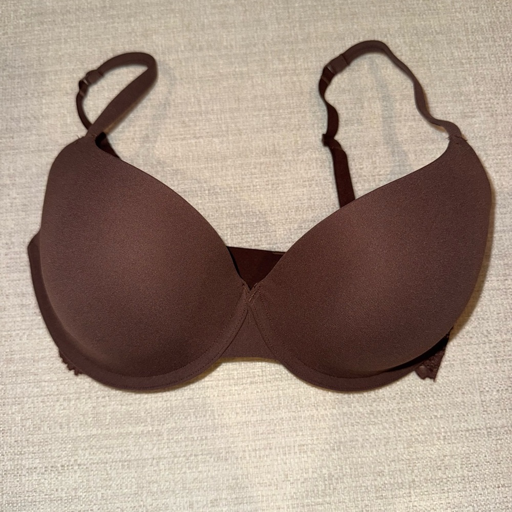 SKIMS Fits Everybody Lace T-Shirt Bra